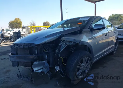 2017 Hyundai Elantra Se из США, поврежденный, VIN 5NPD84LF3HH040881